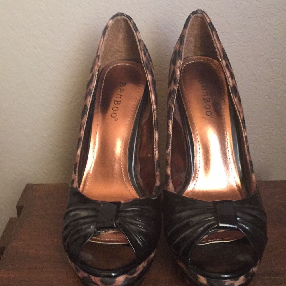 Cheetah print  high heel peep toe shoes